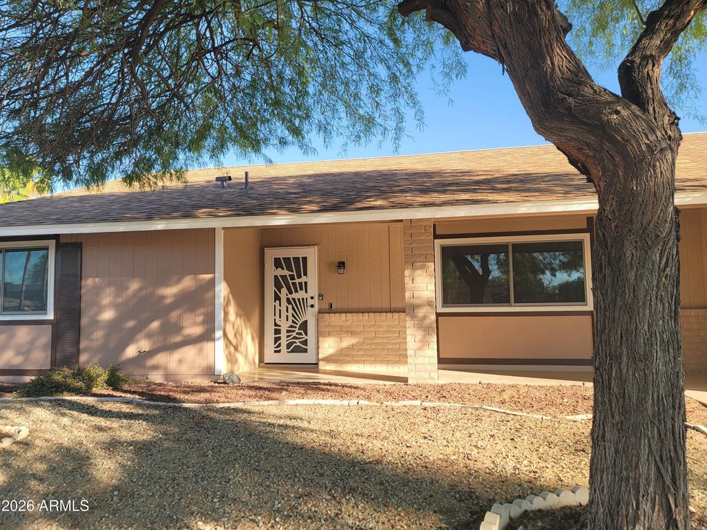 Image 2 of property listing at 12450 W TIGERSEYE Drive, Sun City West, AZ 85375