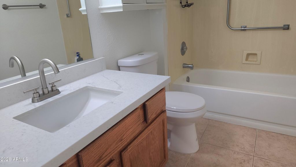 Image 20 of property listing at 12450 W TIGERSEYE Drive, Sun City West, AZ 85375