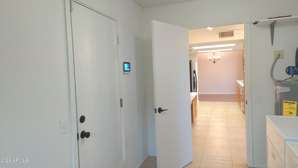 Image 31 of property listing at 12450 W TIGERSEYE Drive, Sun City West, AZ 85375