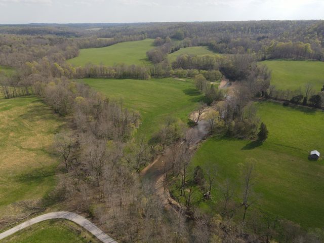 667 Troutstream Road, Dunnville, KY 42528