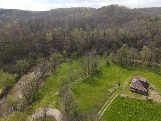 667 Troutstream Road, Dunnville, KY 42528