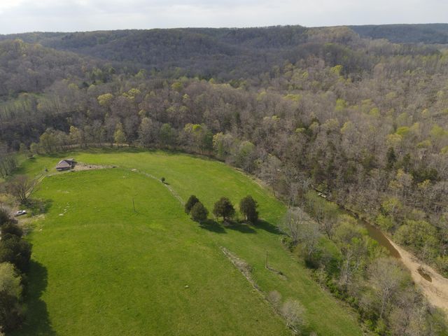 667 Troutstream Road, Dunnville, KY 42528