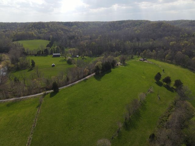 667 Troutstream Road, Dunnville, KY 42528