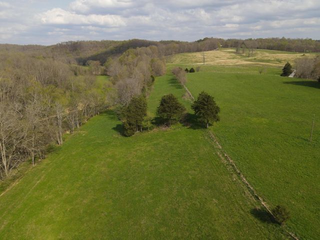 667 Troutstream Road, Dunnville, KY 42528