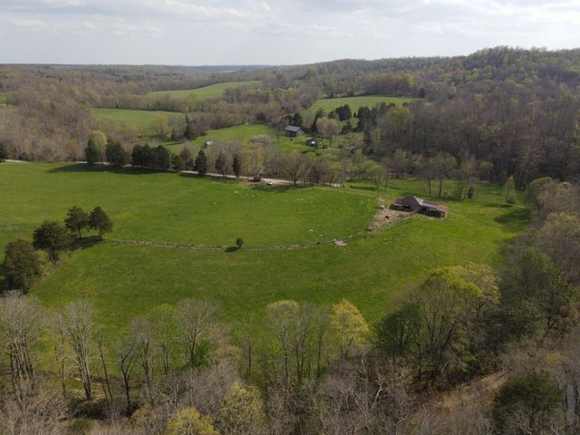 667 Troutstream Road, Dunnville, KY 42528