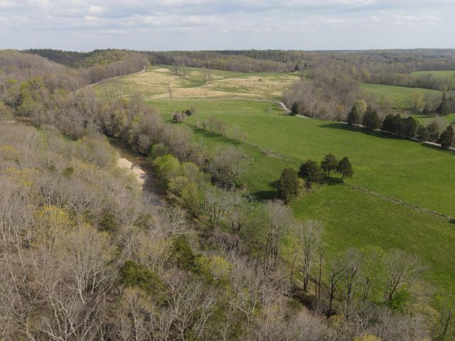 667 Troutstream Road, Dunnville, KY 42528