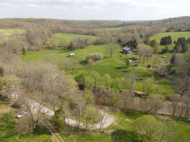 667 Troutstream Road, Dunnville, KY 42528