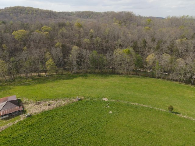 667 Troutstream Road, Dunnville, KY 42528
