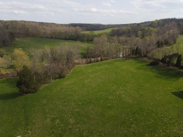 667 Troutstream Road, Dunnville, KY 42528