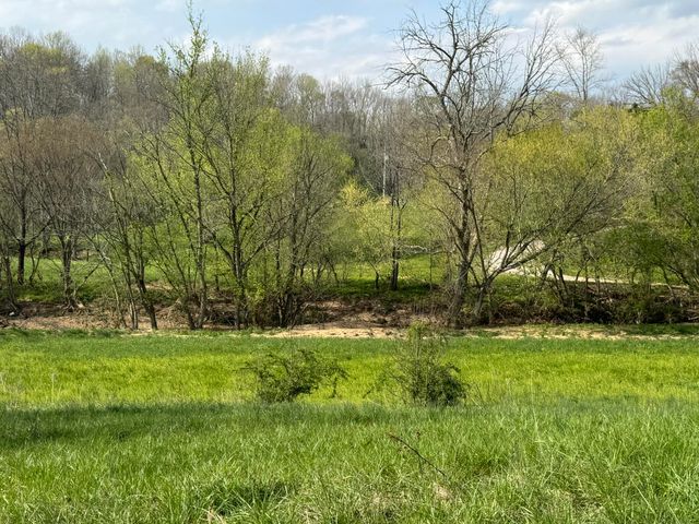 667 Troutstream Road, Dunnville, KY 42528