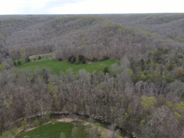 667 Troutstream Road, Dunnville, KY 42528