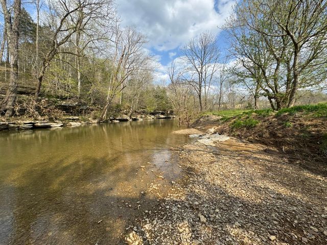 667 Troutstream Road, Dunnville, KY 42528