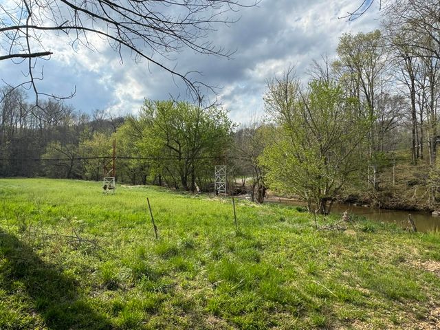 667 Troutstream Road, Dunnville, KY 42528