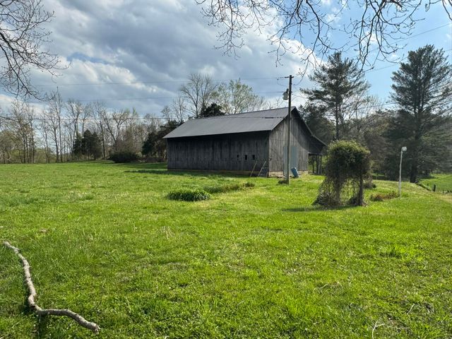 667 Troutstream Road, Dunnville, KY 42528