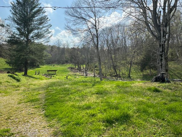 667 Troutstream Road, Dunnville, KY 42528