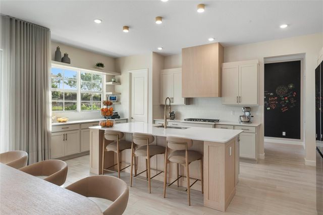 624 Hookline Circle, Loxahatchee, FL 33470