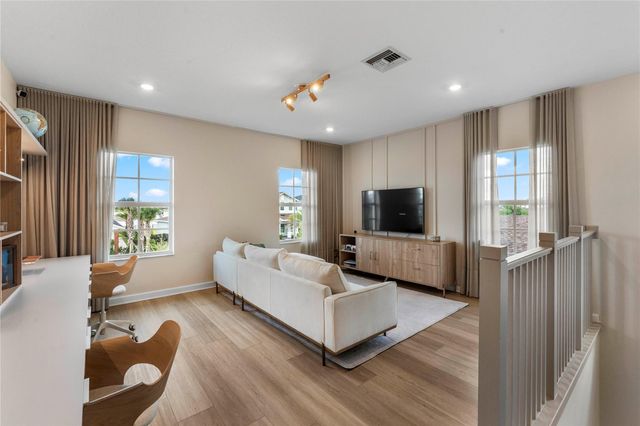 624 Hookline Circle, Loxahatchee, FL 33470