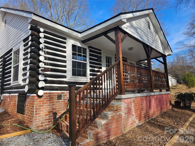 114 Beacon Hill, Ellenboro, NC 28040