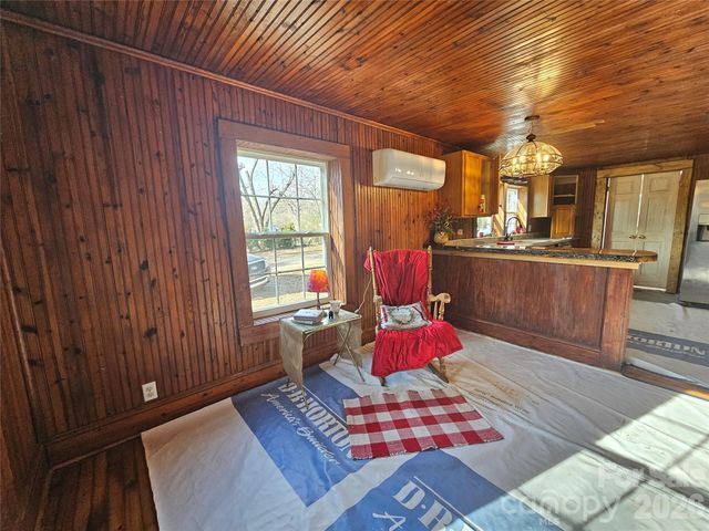 114 Beacon Hill, Ellenboro, NC 28040