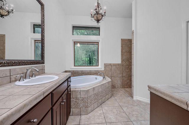 4844 County Road 203, Tioga, TX 76271