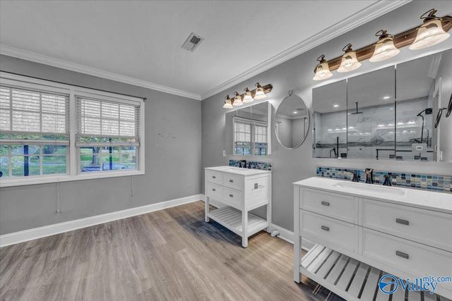 1714 Alm Drive NE, Huntsville, AL 35811