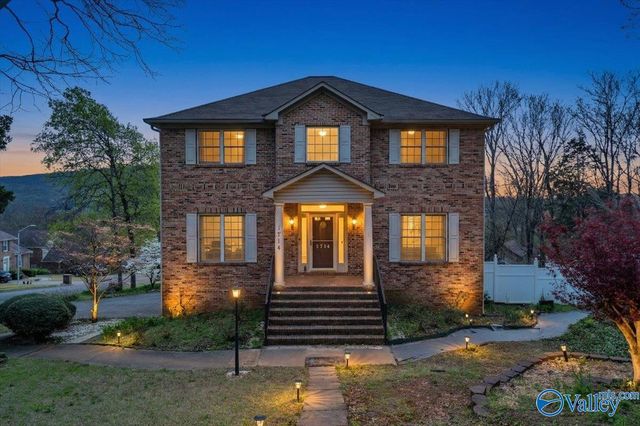1714 Alm Drive NE, Huntsville, AL 35811