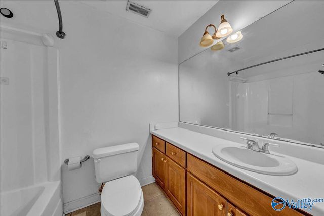 1714 Alm Drive NE, Huntsville, AL 35811