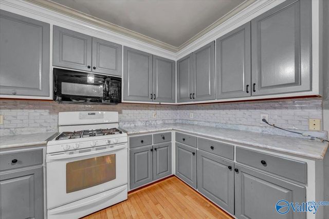 1714 Alm Drive NE, Huntsville, AL 35811