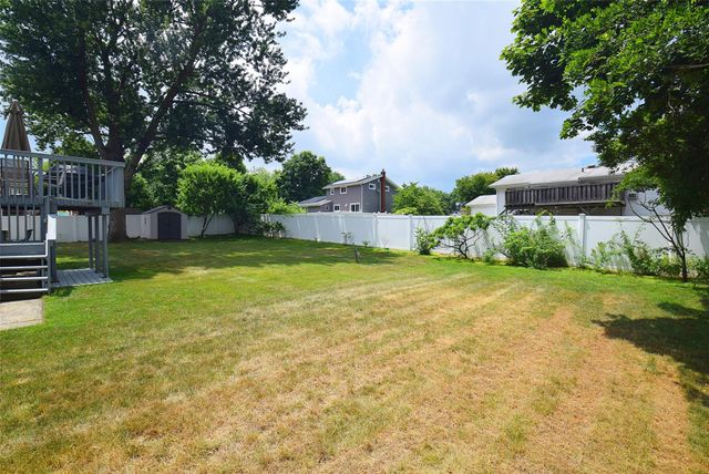 8 Brookwood Drive, Wheatley Heights, NY 11798