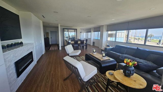 2999 E Ocean Boulevard 210, Long Beach, CA 90803