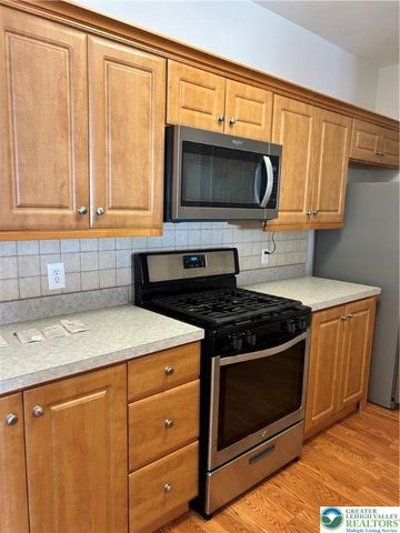 1113 Old Course Lane, Easton, PA 18042