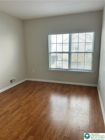 1113 Old Course Lane, Easton, PA 18042