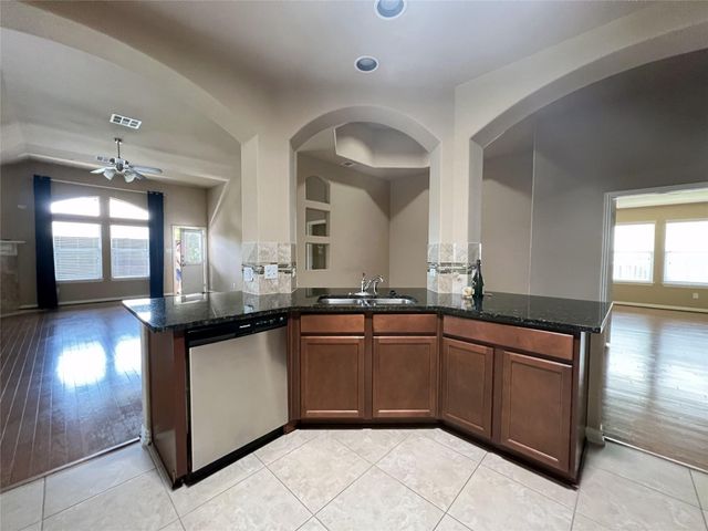 1817 Greyleaf PATH, Round Rock, TX 78665