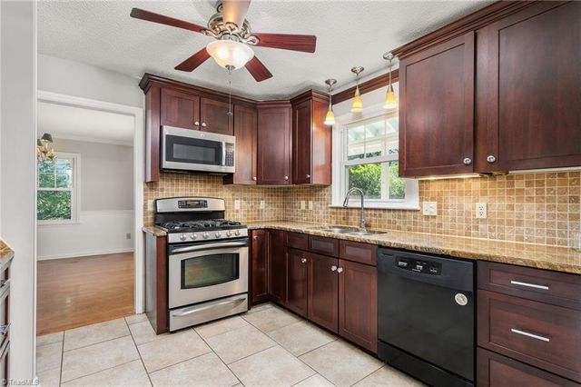 3800 Blairwood Street, High Point, NC 27265