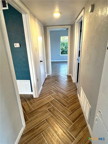 805 Sissom Road, Killeen, TX 76541