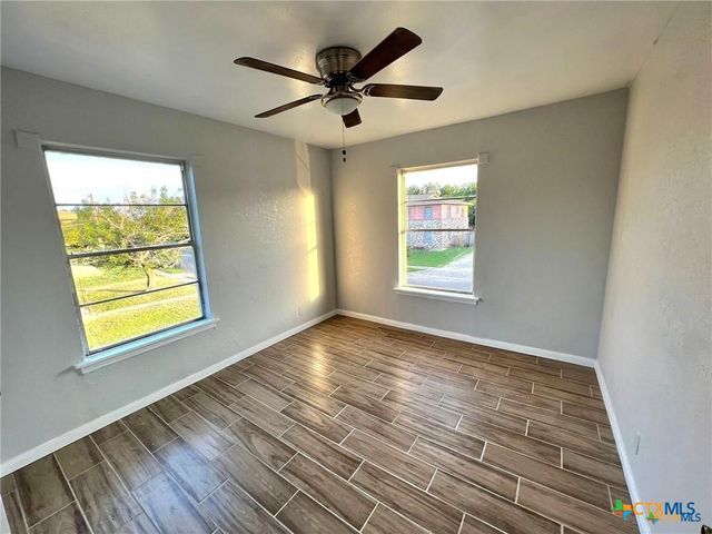 805 Sissom Road, Killeen, TX 76541