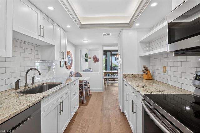 2400 Gulf Shore BLVD N 603, Naples, FL 34103