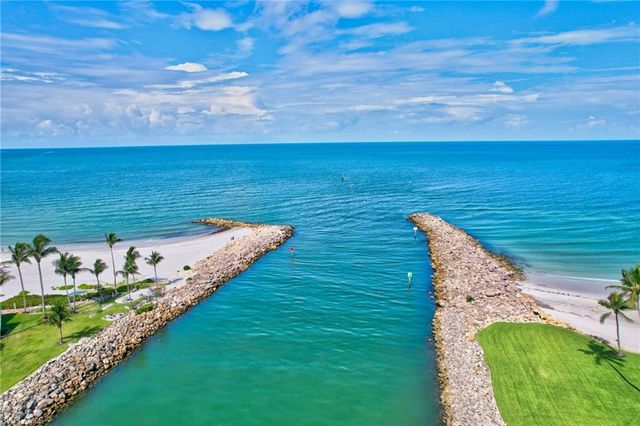 2400 Gulf Shore BLVD N 603, Naples, FL 34103