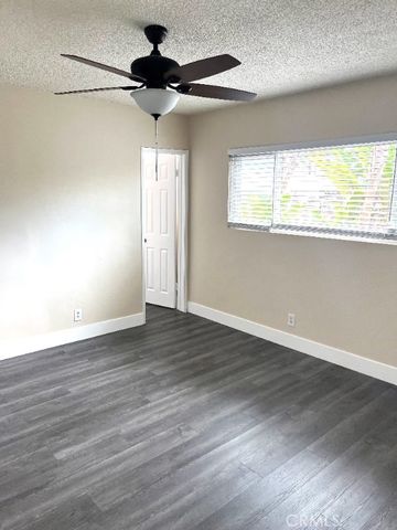 2115 Placentia Avenue 1, Costa Mesa, CA 92627