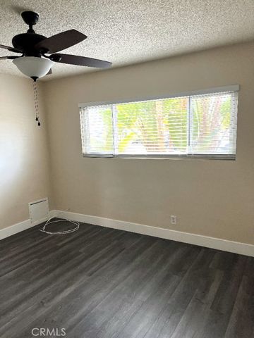 2115 Placentia Avenue 1, Costa Mesa, CA 92627