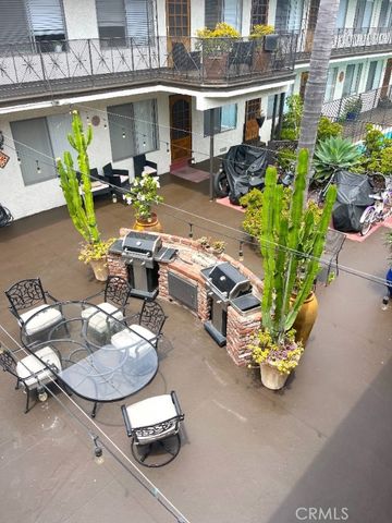 2115 Placentia Avenue 1, Costa Mesa, CA 92627