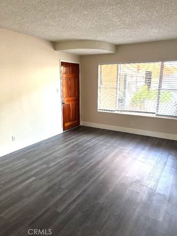 2115 Placentia Avenue 1, Costa Mesa, CA 92627