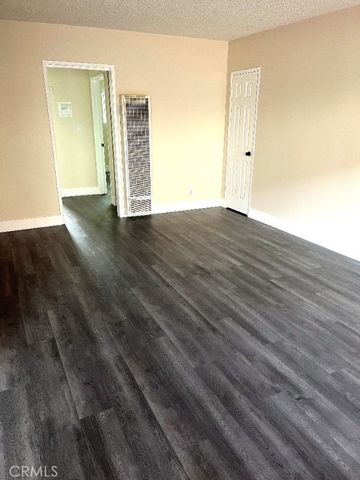 2115 Placentia Avenue 1, Costa Mesa, CA 92627