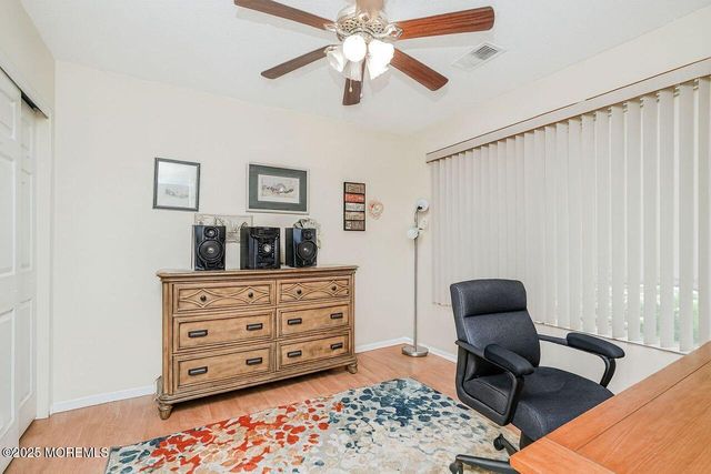 35 Ivy Ridge Close, Freehold, NJ 07728