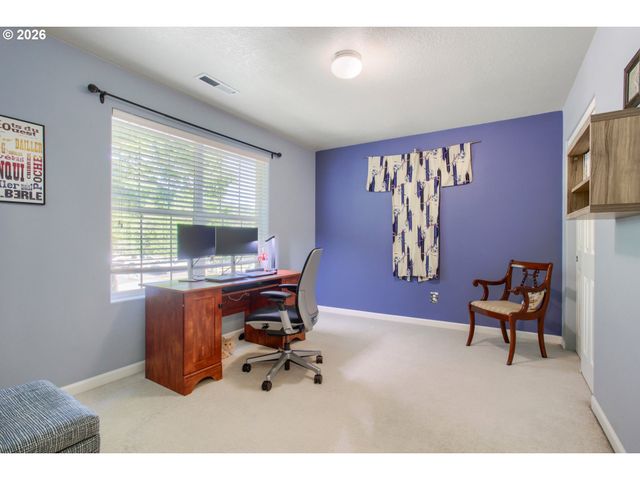 3667 Se ALEXANDER St, Hillsboro, OR 97123