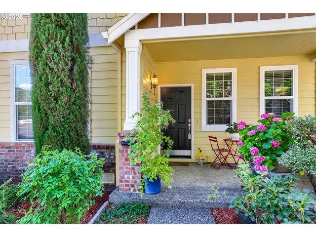 3667 Se ALEXANDER St, Hillsboro, OR 97123