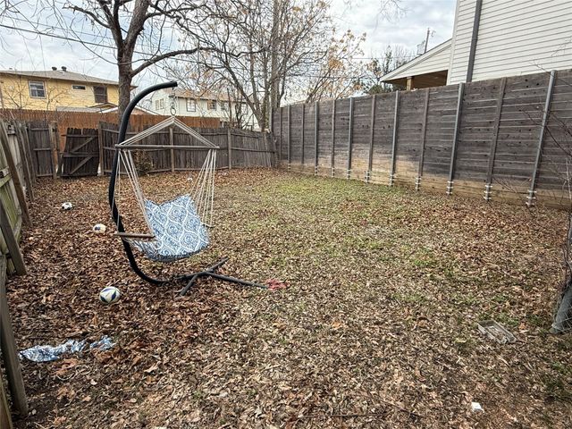 4823 Newmore Avenue, Dallas, TX 75209