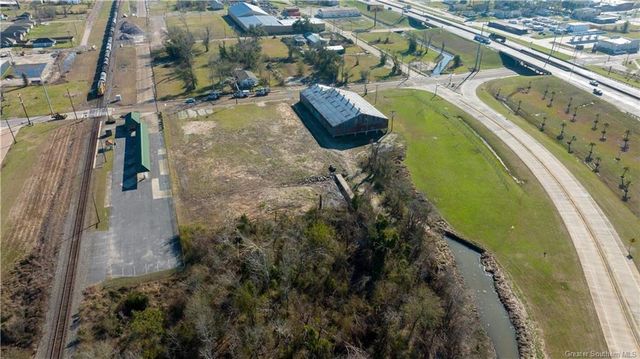 124 Ryan Street, Lake Charles, LA 70601