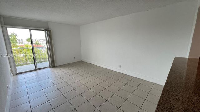 4550 NW 9th Street 516E, Miami, FL 33126