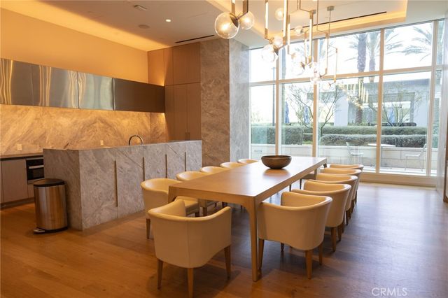 877 Francisco Street 1105, Los Angeles, CA 90017